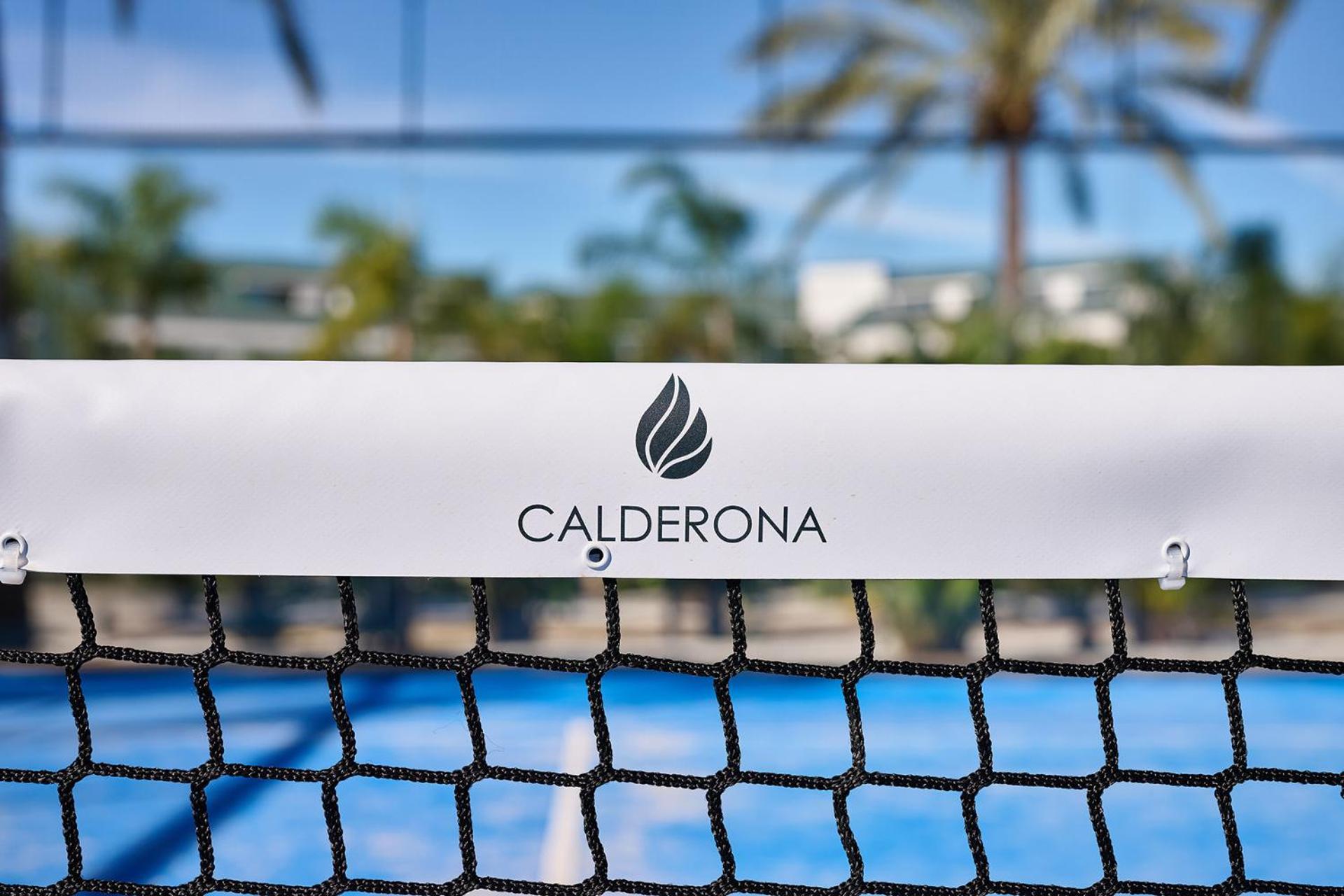 ホテル Calderona Wellness ベテラ エクステリア 写真