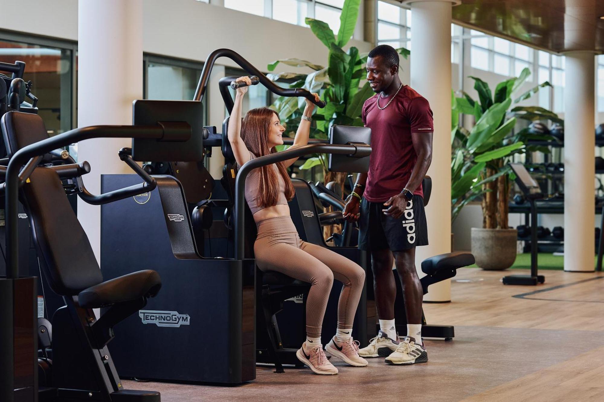 ホテル Calderona Wellness ベテラ エクステリア 写真