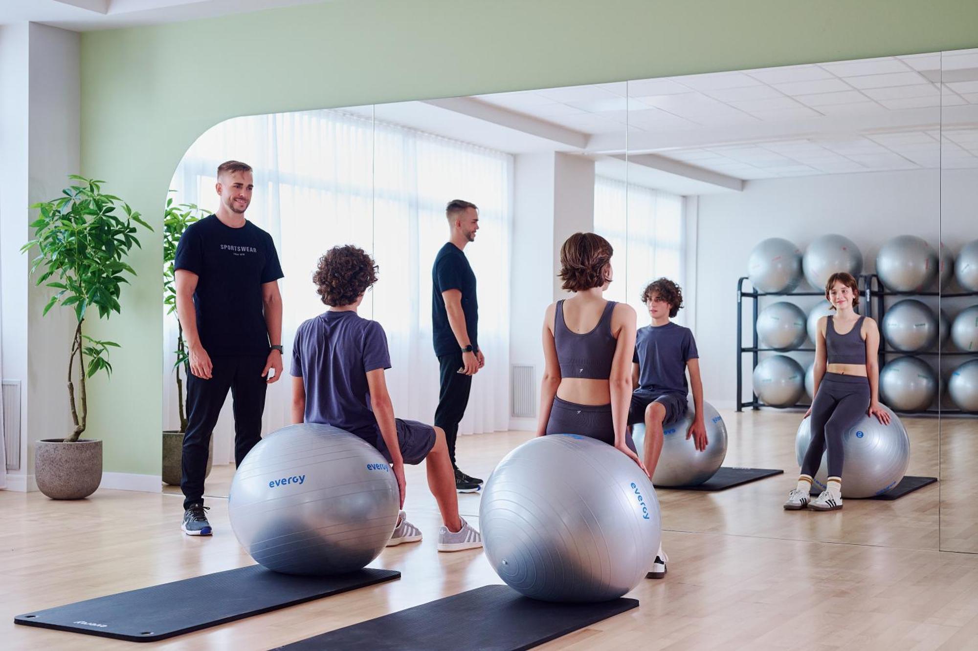 ホテル Calderona Wellness ベテラ エクステリア 写真