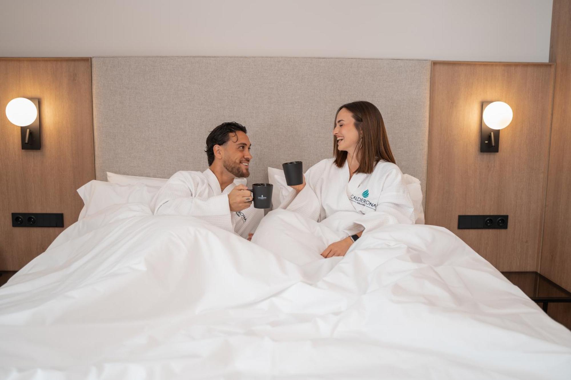 ホテル Calderona Wellness ベテラ エクステリア 写真