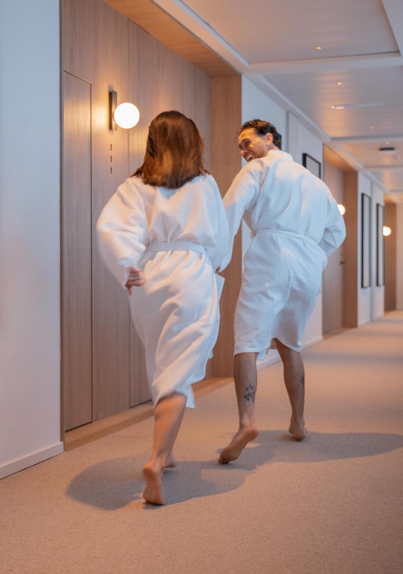 ホテル Calderona Wellness ベテラ エクステリア 写真