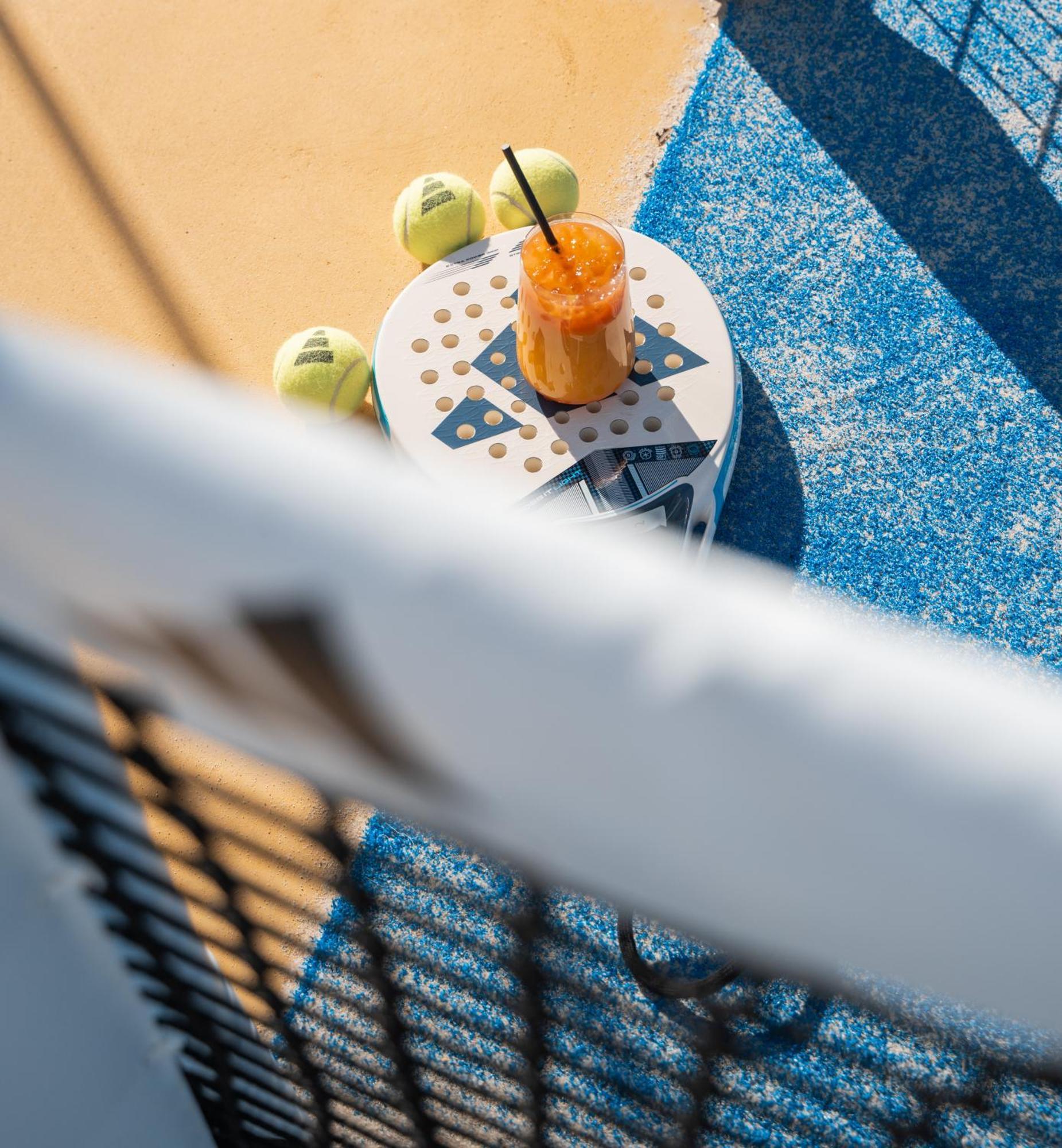 ホテル Calderona Wellness ベテラ エクステリア 写真