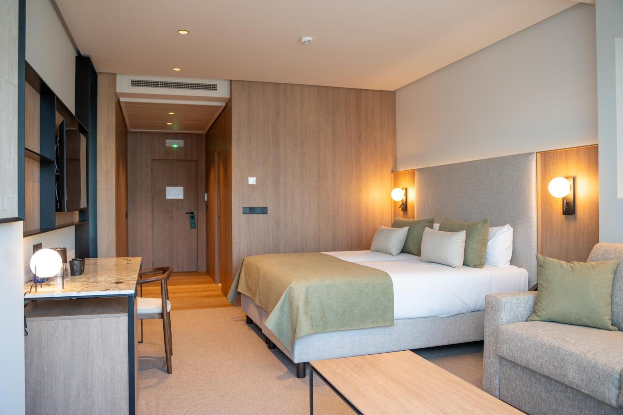 ホテル Calderona Wellness ベテラ エクステリア 写真