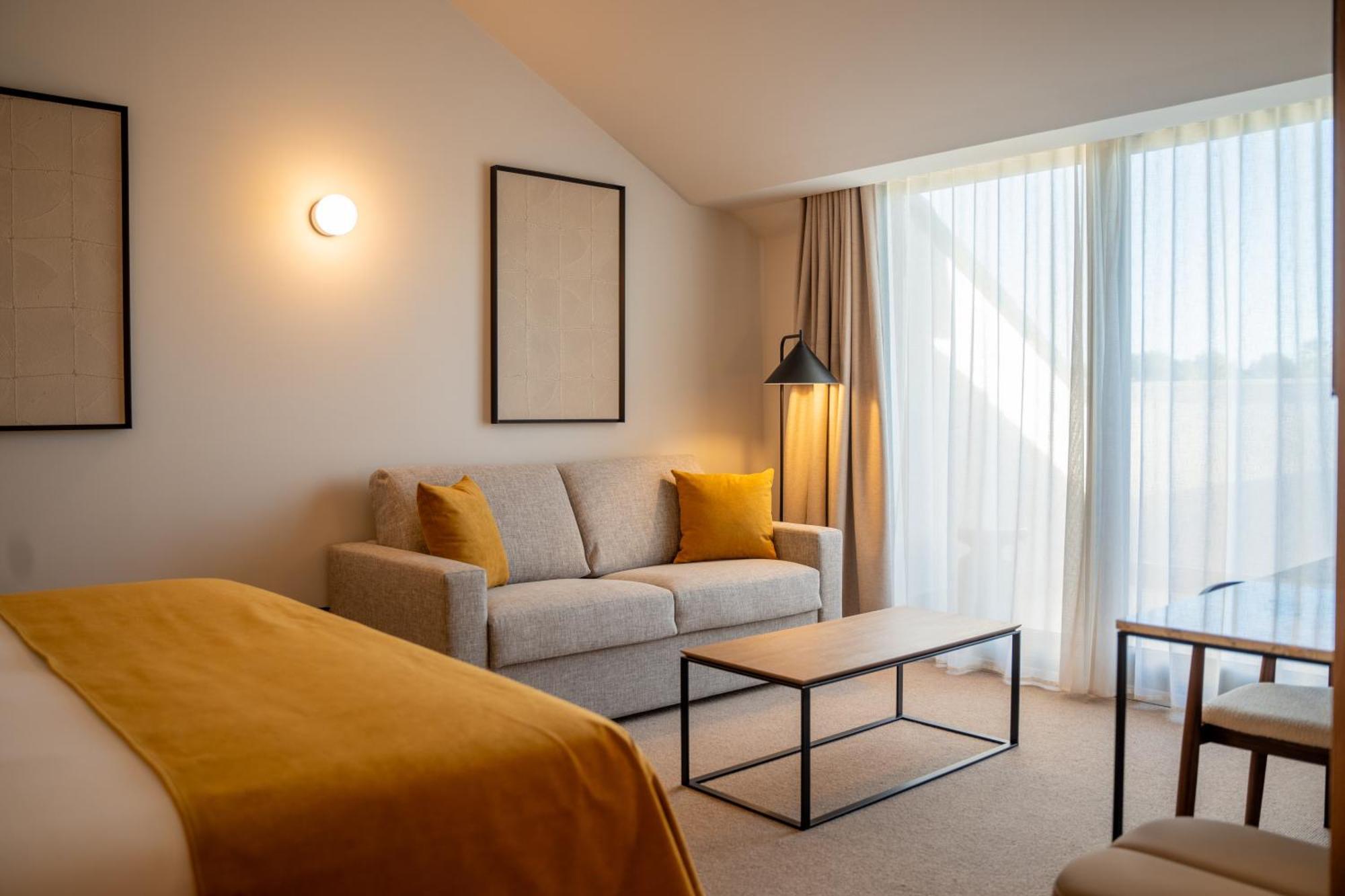 ホテル Calderona Wellness ベテラ エクステリア 写真