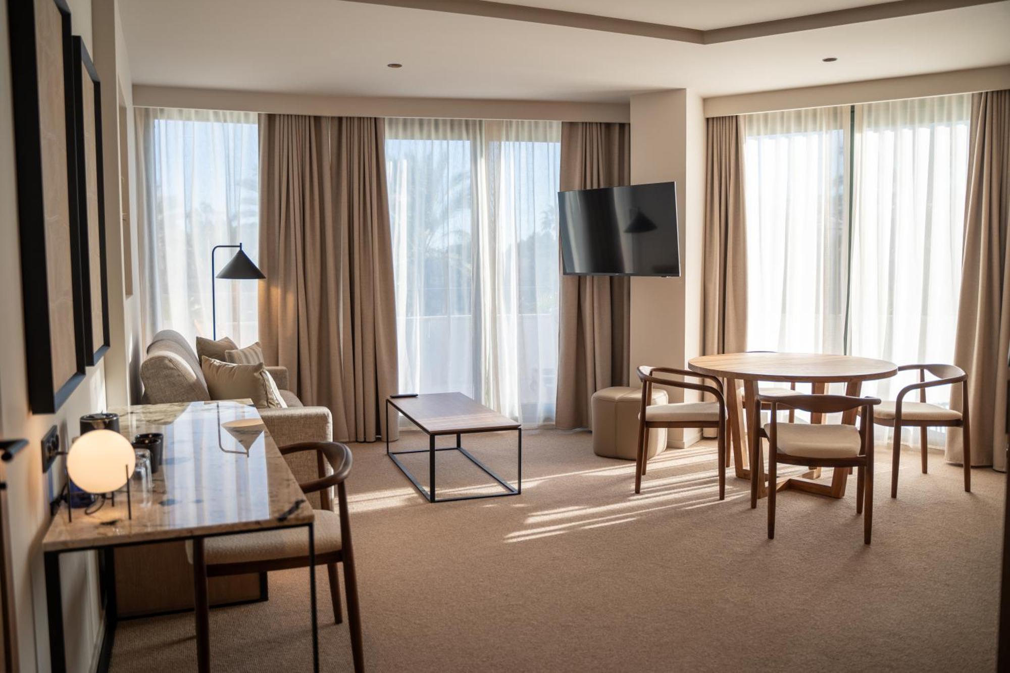 ホテル Calderona Wellness ベテラ エクステリア 写真